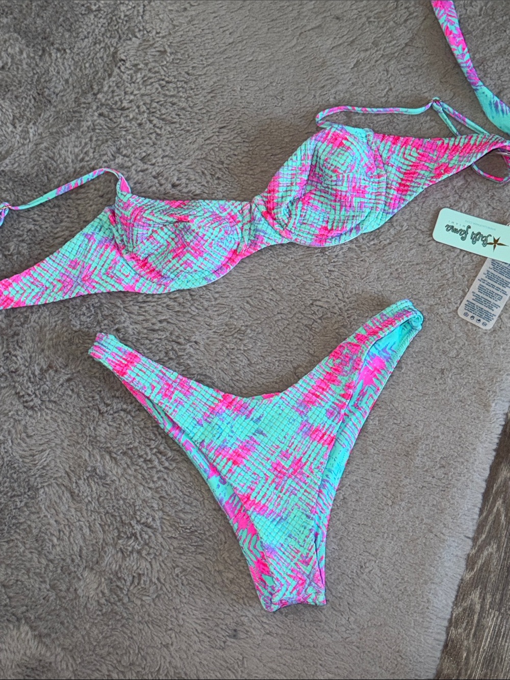 Luli Fama Shockwaves bikini - new with tags size Medium